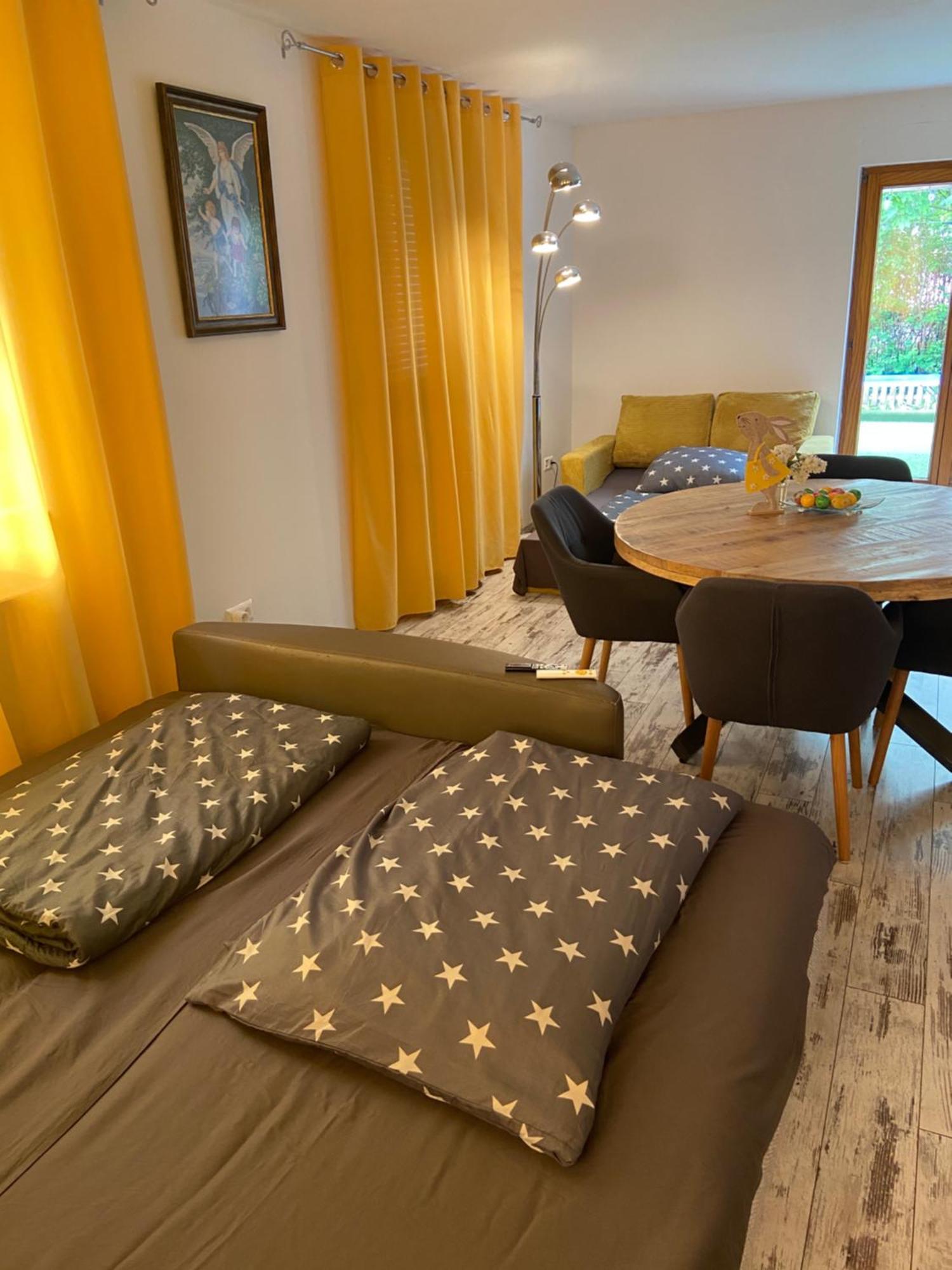 Zirndorf Sweet Home Extérieur photo